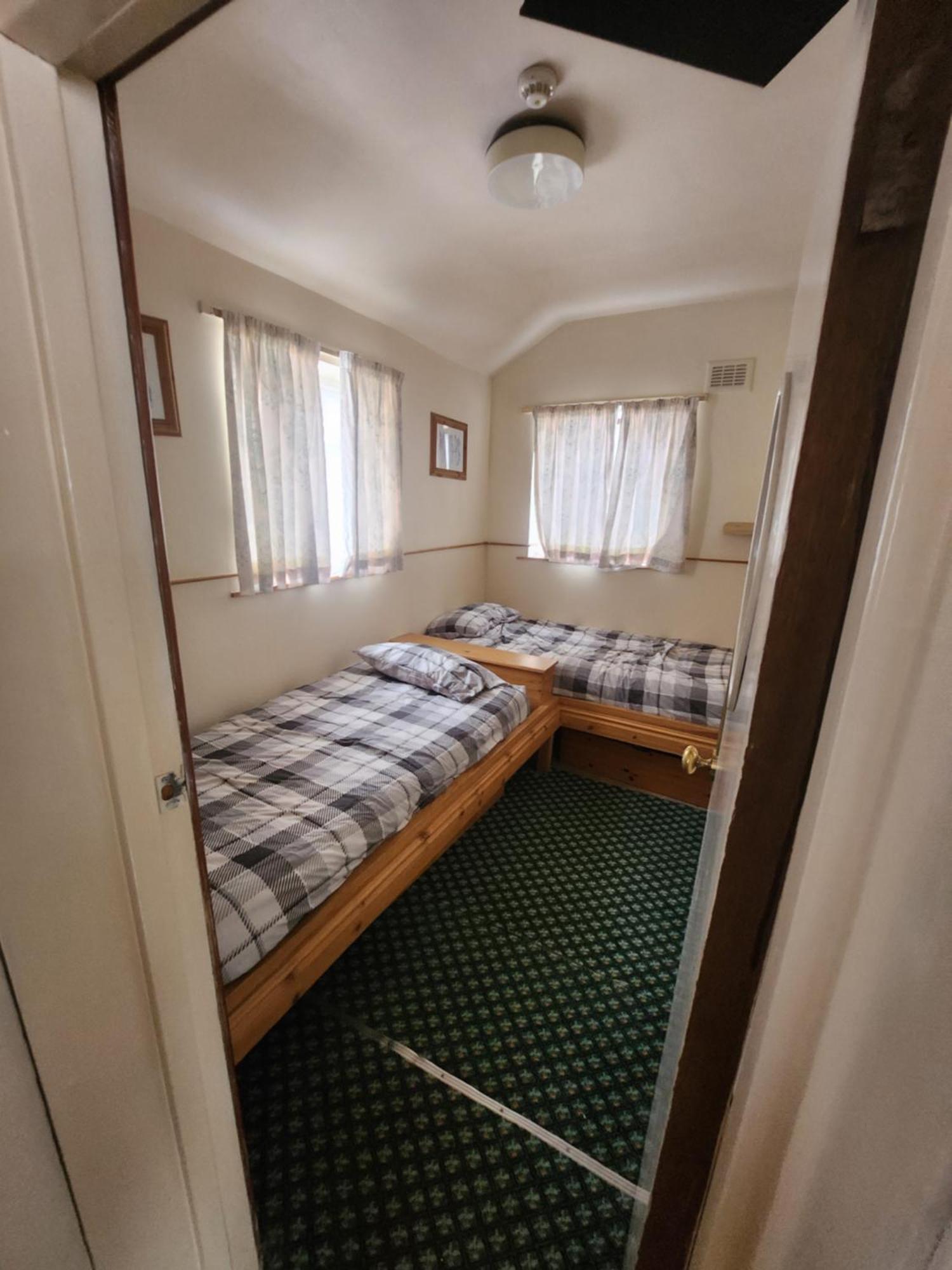 Queens Guest House Beeston  Zewnętrze zdjęcie