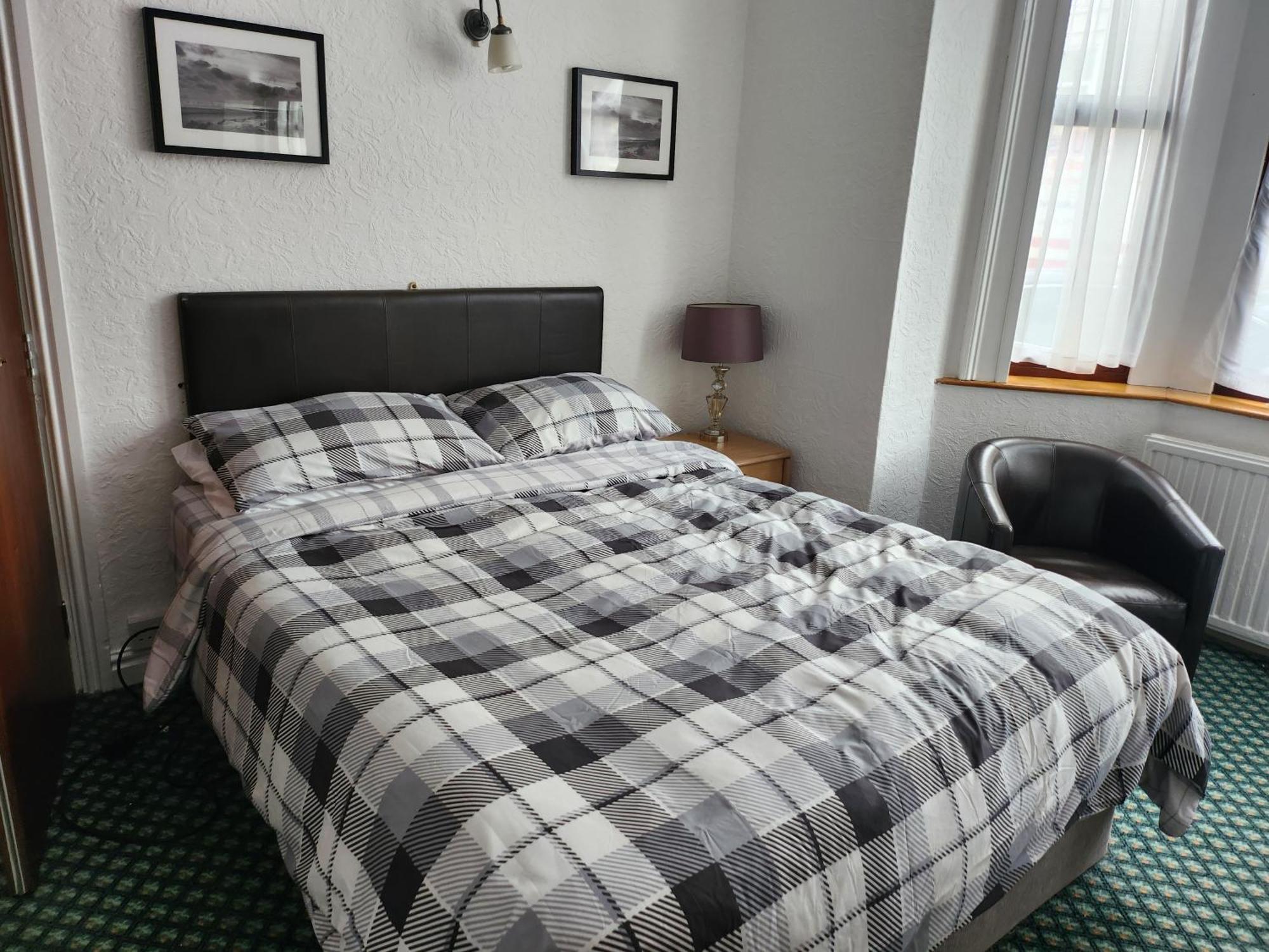 Queens Guest House Beeston  Zewnętrze zdjęcie